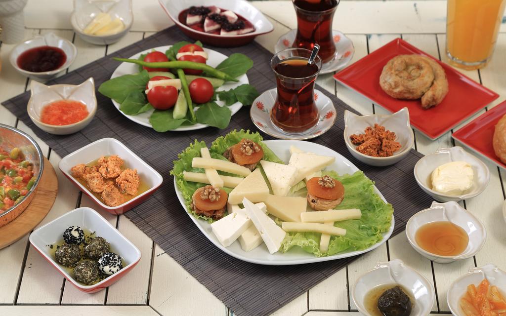 فندق 1850 ألاتشاتي المظهر الخارجي الصورة